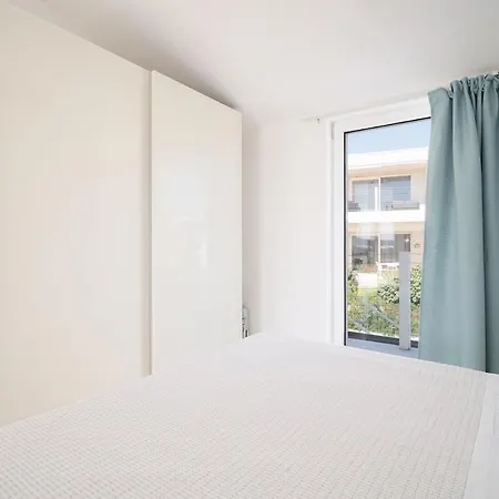 Sofia Sea View, Pool And Private Parking أولبيا