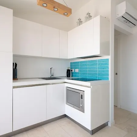 Sofia Sea View, Pool And Private Parking شقة أولبيا